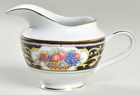 Windsor Court Creamer