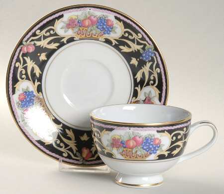 Windsor Court Footed Cup & Saucer Set