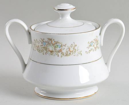 Floral Wreath Sugar Bowl & Lid