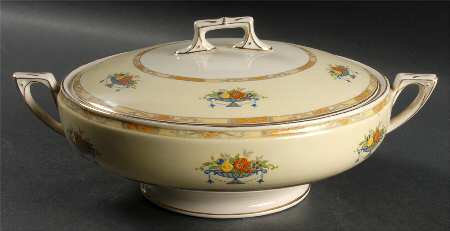 2327 Round Covered Vegetable
