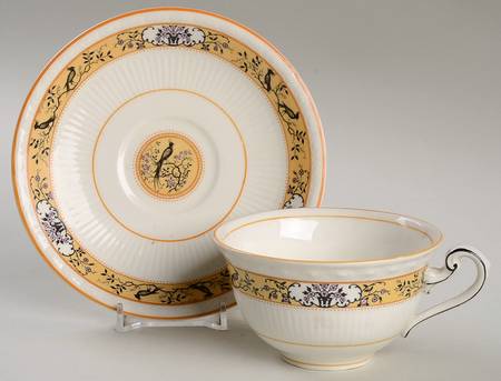 Birdette Flat Cup & Saucer Set