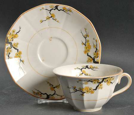 Blossom Oversized Cup & Saucer Set