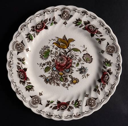 Bouquet (No Trim) Luncheon Plate