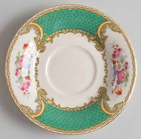 The Bouquet Green Saucer