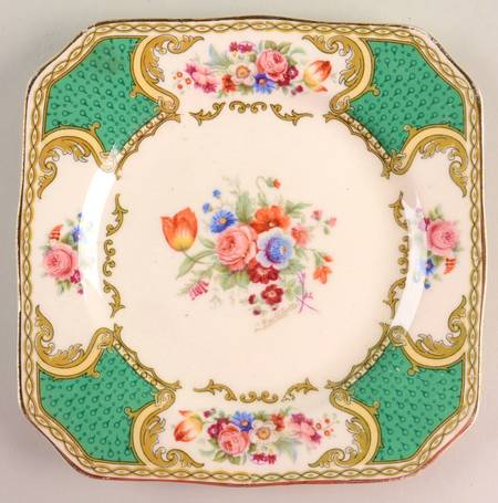 The Bouquet Green Square Bread & Butter Plate