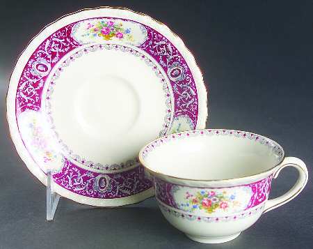 Canterbury Red Border (Floral Center) Flat Cup & Saucer Set