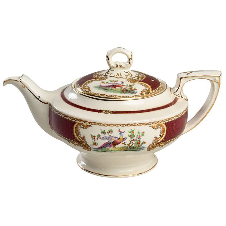 Chelsea Bird Red Teapot & Lid