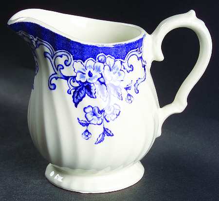 Chelsea Garden Creamer