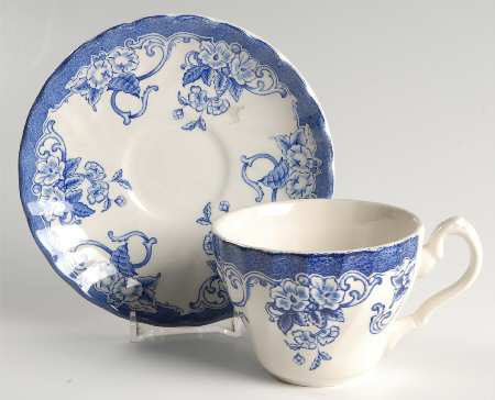 Chelsea Garden Flat Cup & Saucer Set