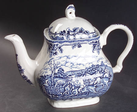 Country Life Blue Teapot & Lid