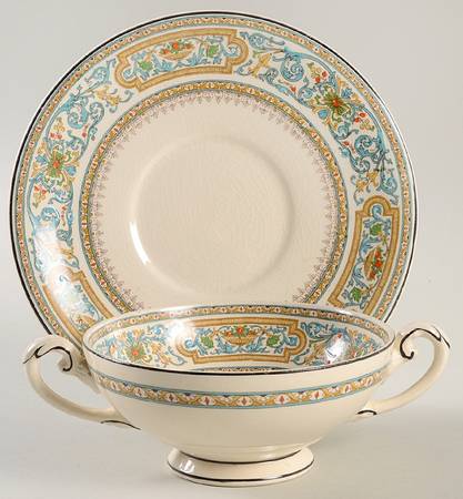 The Croydon Footed Cream Soup Bowl & Saucer Set