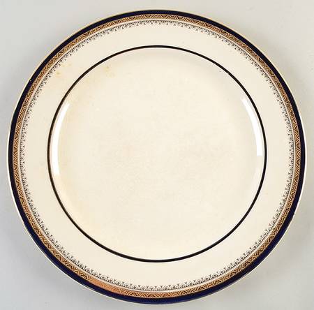The Crowning Cobalt 13" Chop Plate (Round Platter)