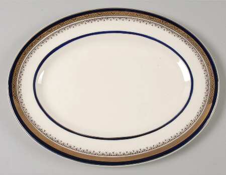 The Crowning Cobalt 11" Oval Serving Platter
