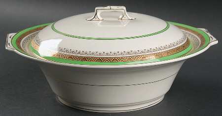 The Crowning Green Round Covered Vegetable