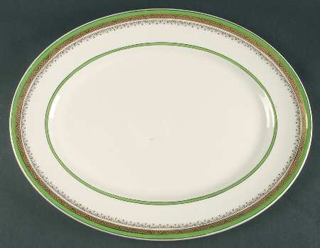 The Crowning Green 14" Oval Serving Platter