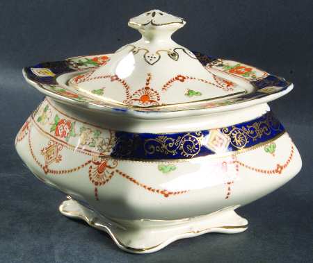 Derby Sugar Bowl & Lid