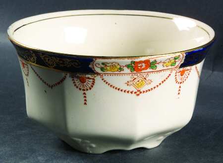 Derby Cranberry Bowl