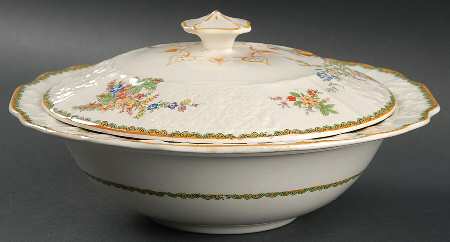 Devon Round Covered Vegetable