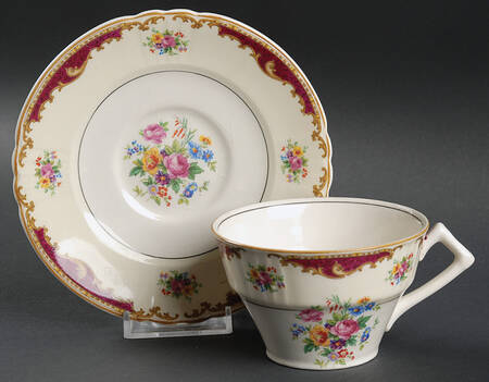 Dorothy Flat Cup & Saucer Set