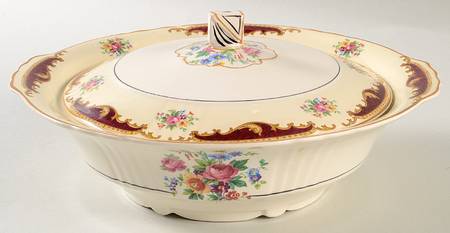 Dorothy Round Covered Vegetable