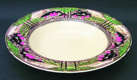 England's Countryside (Scalloped, Gold) Rim Soup Bowl