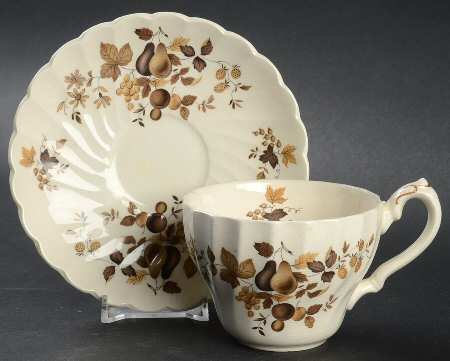 Golden Fruit Flat Cup & Saucer Set