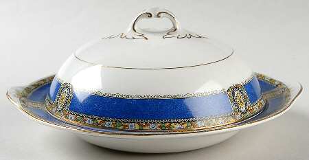 The Hatherton Muffin Dish & Lid