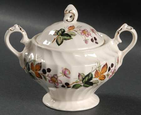 Hedgerow Sugar Bowl & Lid