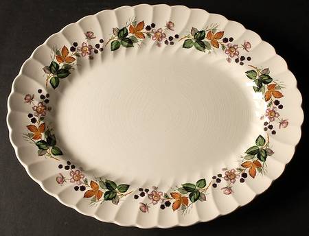 Hedgerow 14" Oval Serving Platter