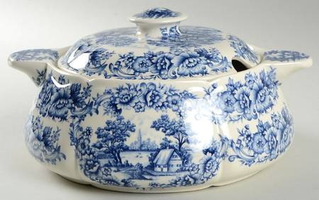 Home Country Tureen &  Lid