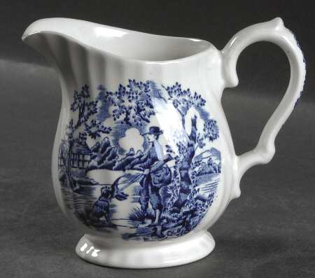 Hunter Blue (No Trim) Creamer