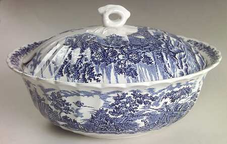 Hunter Blue (No Trim) Large Round Covered Vegetable