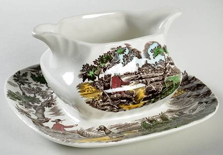 The Hunter Multicolor Gravy Boat with Attached Underplate