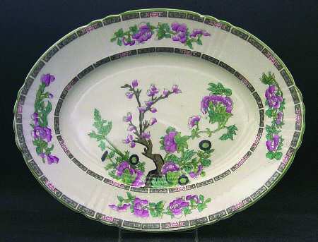 Indian Tree Green (Scalloped) 12" Oval Serving Platter
