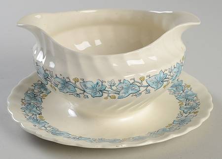 Ivy Leaf Blue Gravy Boat with Attached Underplate