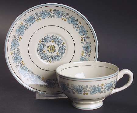 Ivy Leaf Blue Footed Cup & Saucer Set