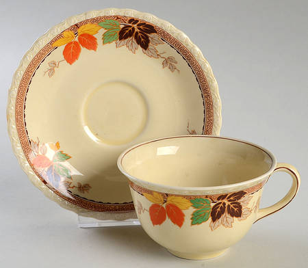 Leaflet Oversized Cup & Saucer Set