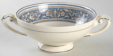 Medici Sky Blue Footed Cream Soup Bowl