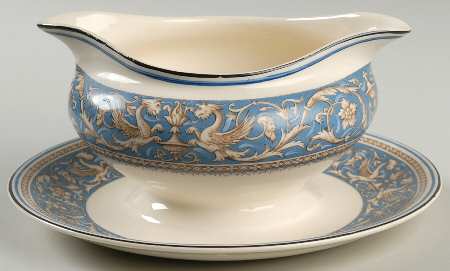 Medici Sky Blue Gravy Boat with Attached Underplate