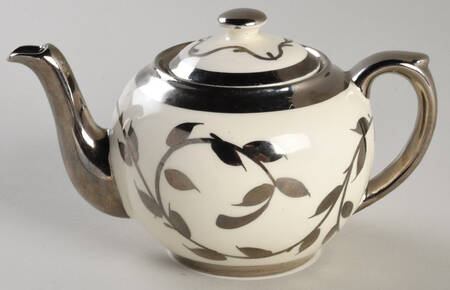 Old Silver Lustre Individual Teapot & Lid
