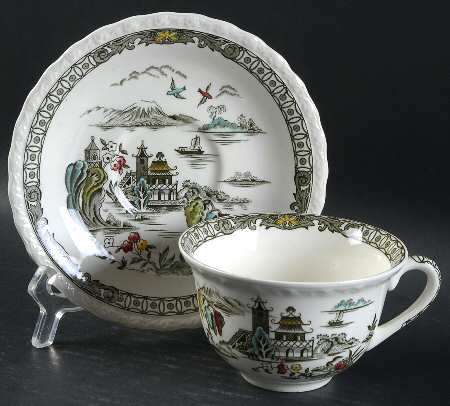 Pagoda Flat Cup & Saucer Set