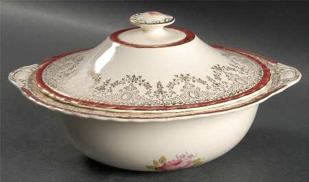 Princess Elizabeth Red Round Covered Vegetable