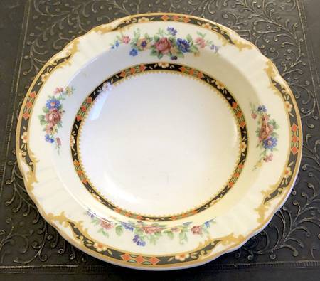 Queen Mary Rim Fruit/Dessert (Sauce) Bowl