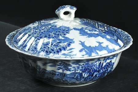 Royal Mail Blue Round Covered Vegetable