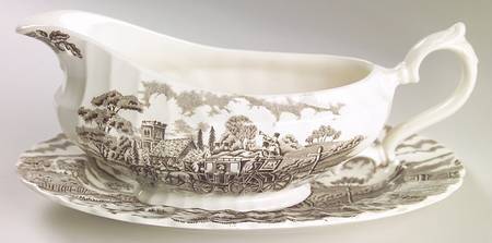 Royal Mail Brown (Cream Background) Gravy Boat & Underplate/Relish