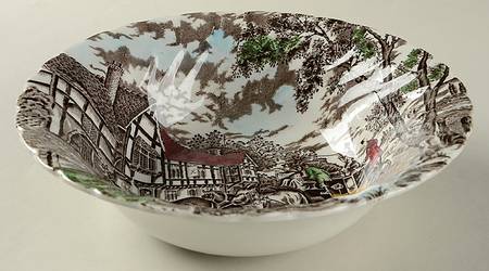 Royal Mail Multicolor (Cream Background) 8" Round Vegetable Bowl