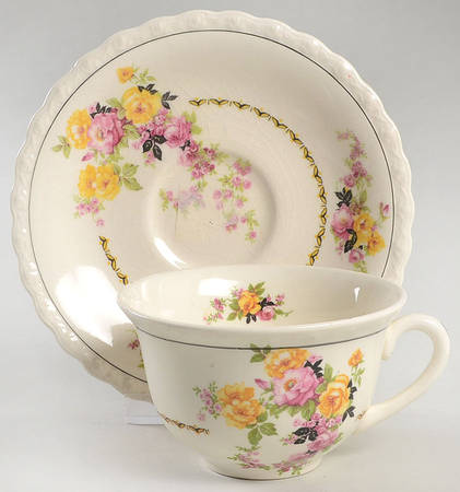 Rosita Flat Cup & Saucer Set