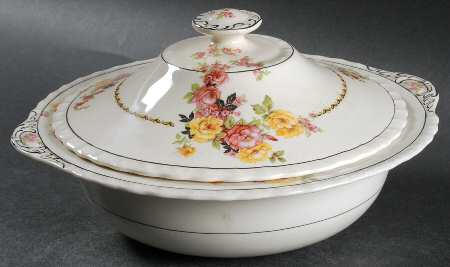 Rosita Round Covered Vegetable