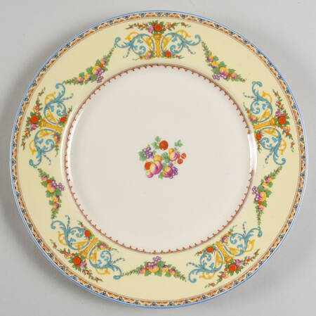 Royal York Dinner Plate