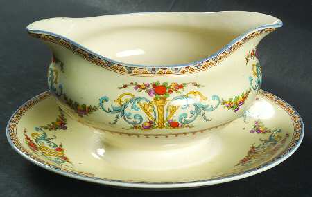 Royal York Gravy Boat with Attached Underplate